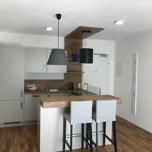 https://appartement-tirolina.innsbruckaustriahotels.com