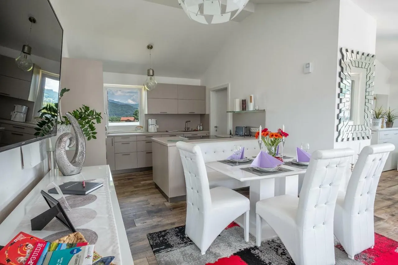 Luxurioese Penthaus Wohnung Anif Apartment